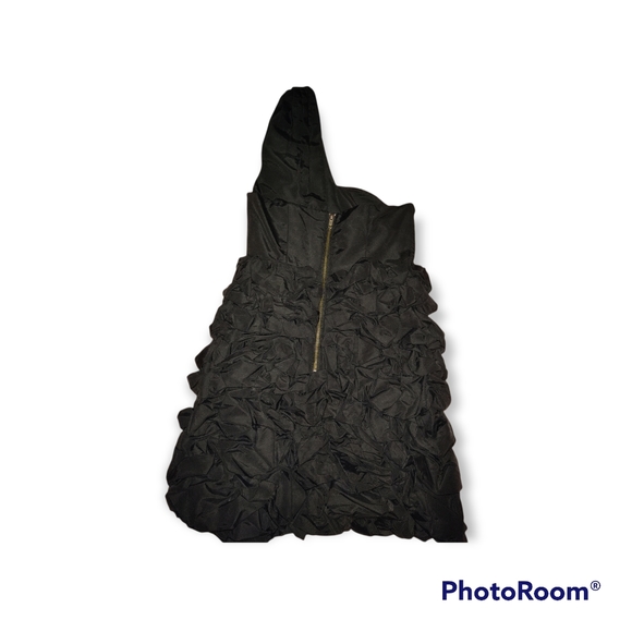 ❤️ Little Black Dress - Picture 7 of 8